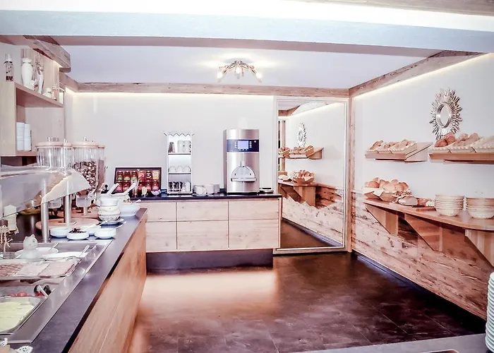 Hotel Garni Romantika 3*